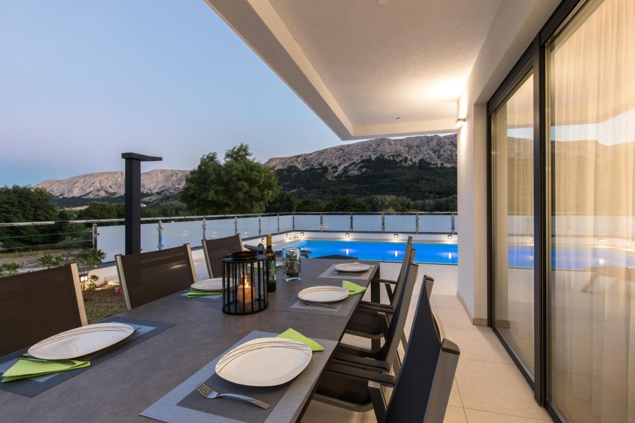 Villa Supernus With Heated Pool Baška Exteriör bild